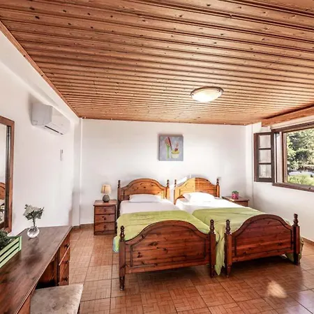 Vista Villa